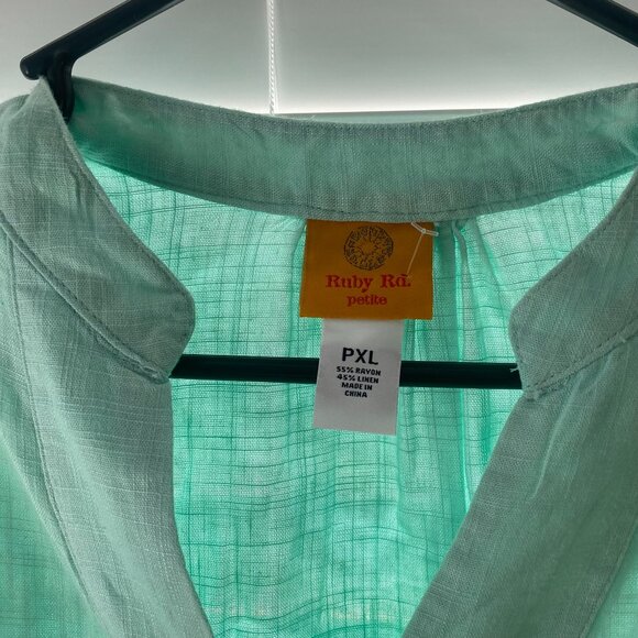Soft Green Linen Blend Blouse PXL - Picture 6 of 13